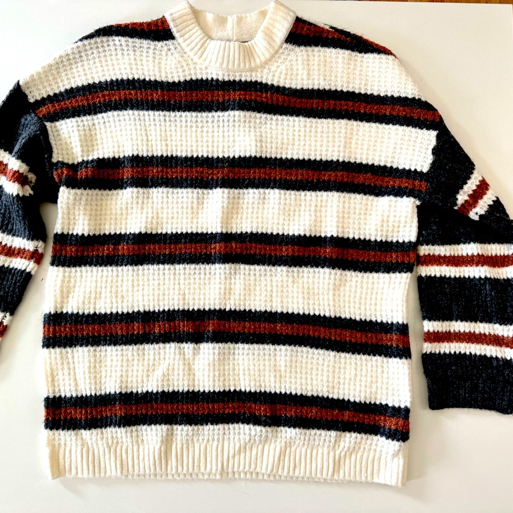 American Eagle NWT Striped Sweater Small